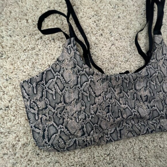 Good American Sheen Print Scoop Bra Size 5 Animal Print Design NWT - Picture 3 of 8